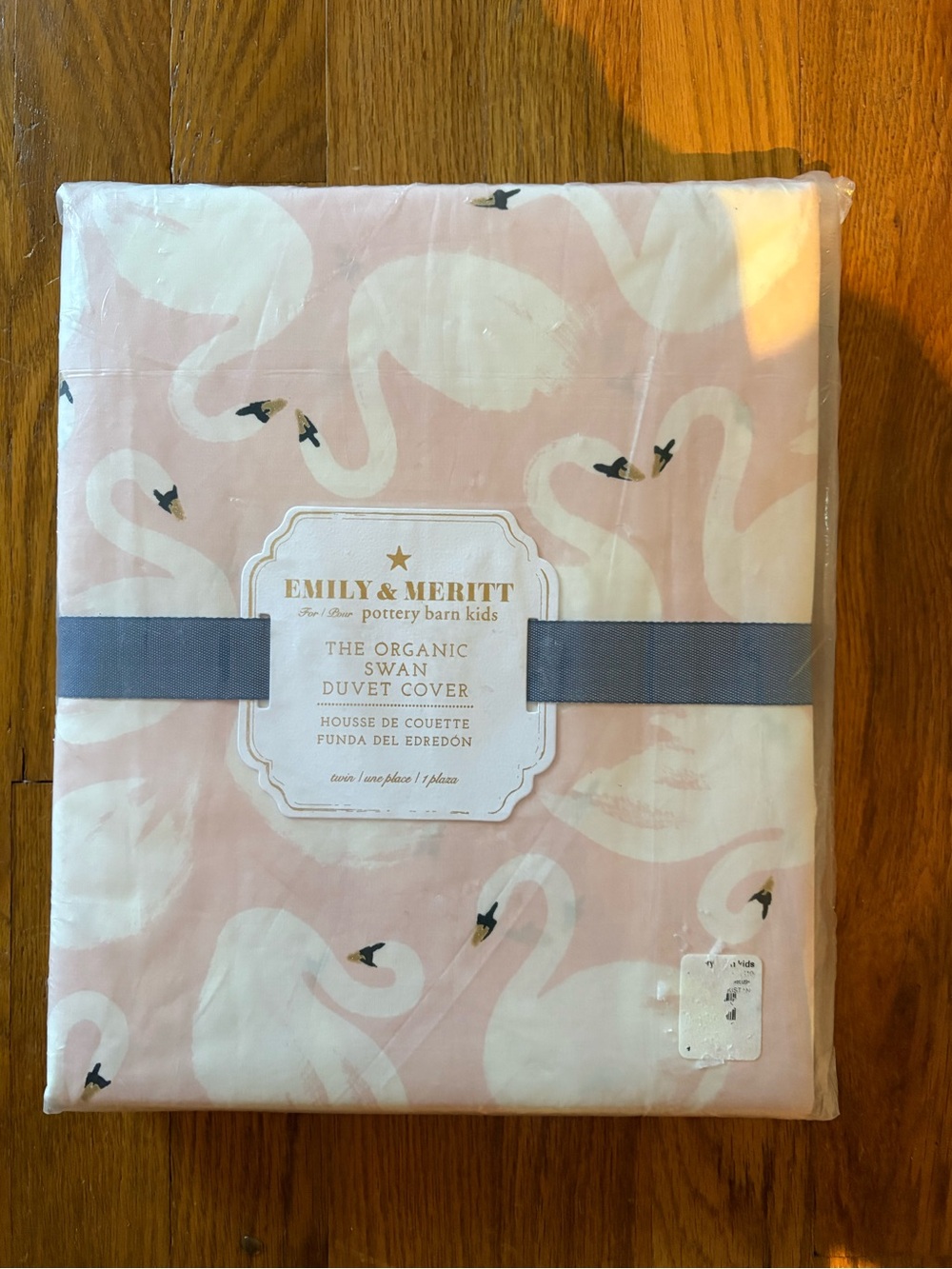Pottery Barn Kids Emily&Meritt Swan lake duvet twin